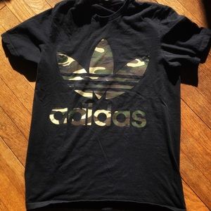 🚫SOLD🚫 Adidas Originals Camo Print shirt.